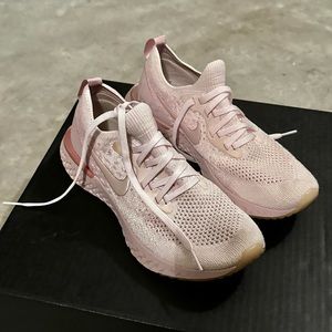 Nike Epic React Flyknit